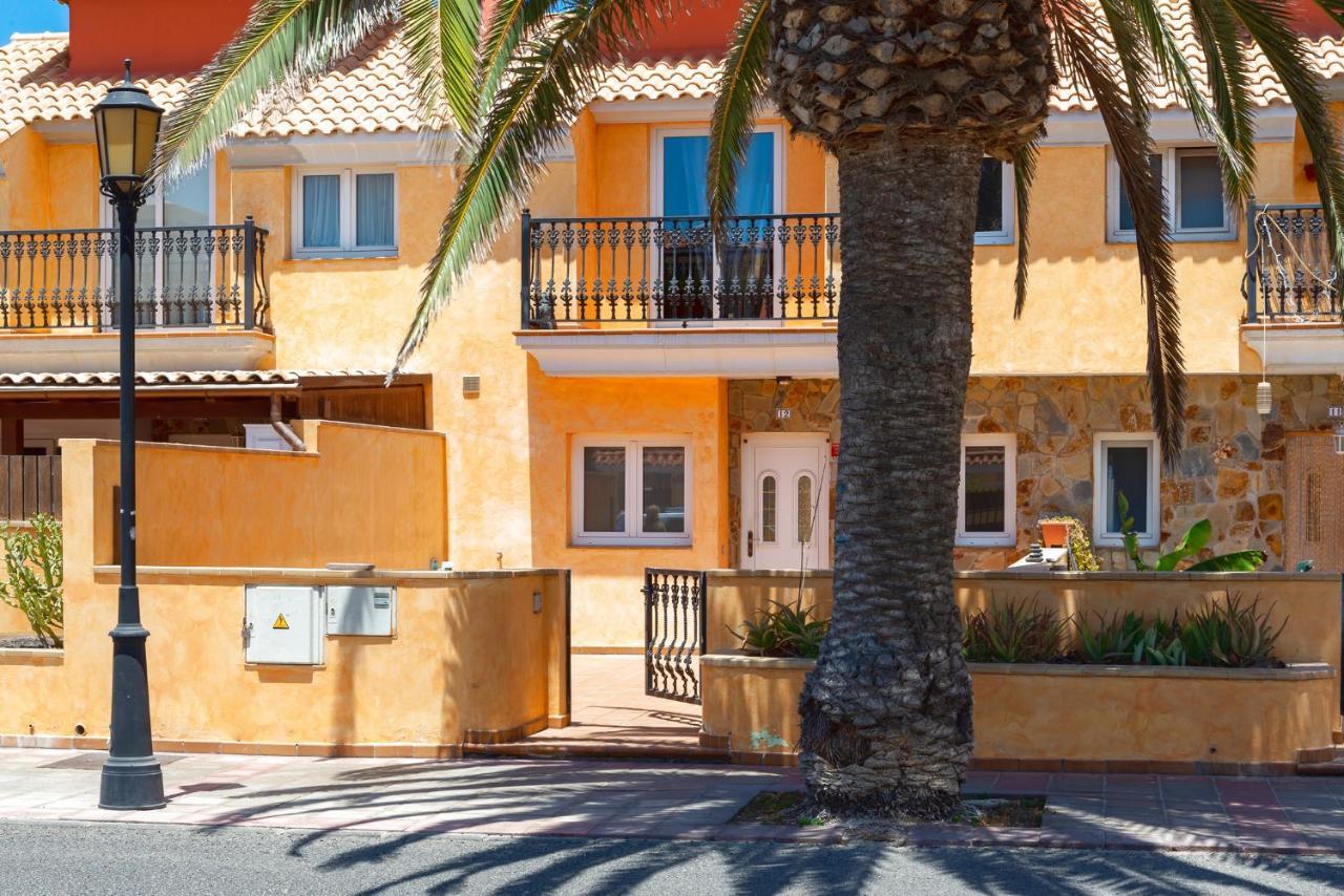 Casa Dorada Villa La Oliva Luaran gambar